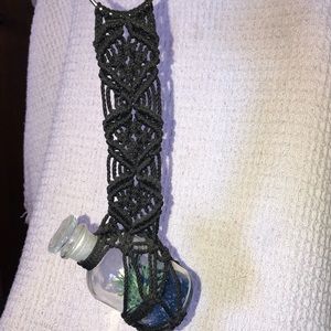 Macramé plant hanger